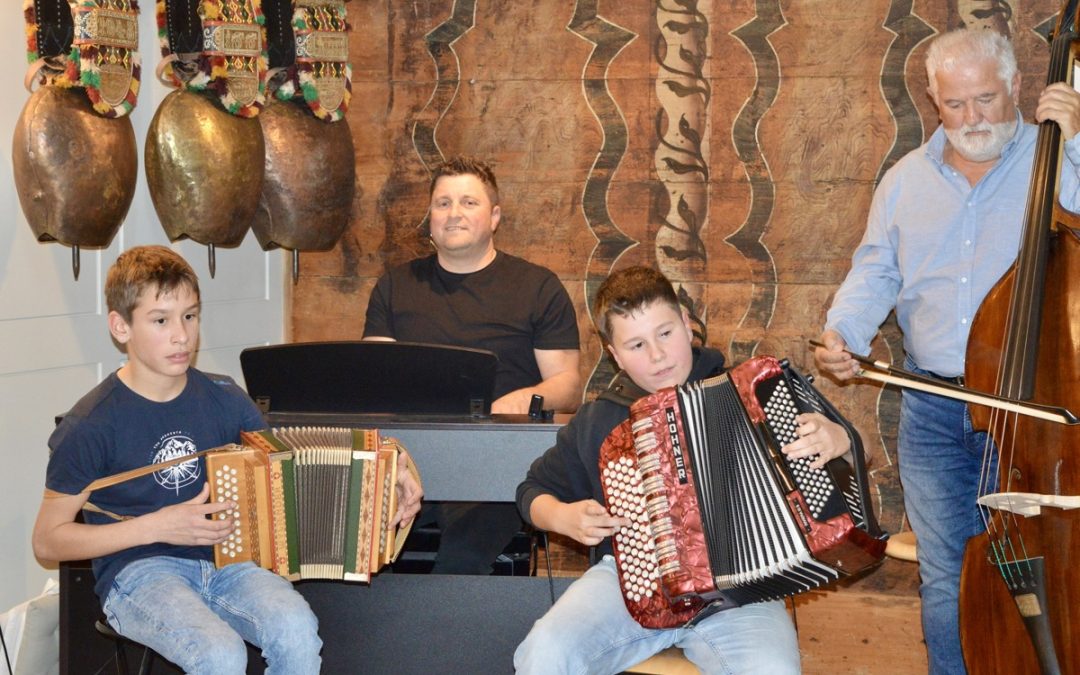 Roothuus Gonten 2025 – Schülerkonzert mit Stobete